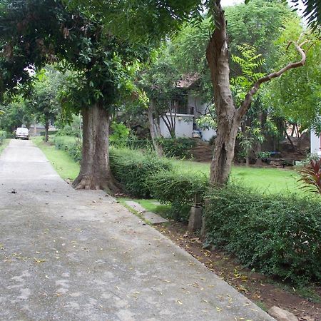 บ้านธานี Choeng Mon Exterior photo