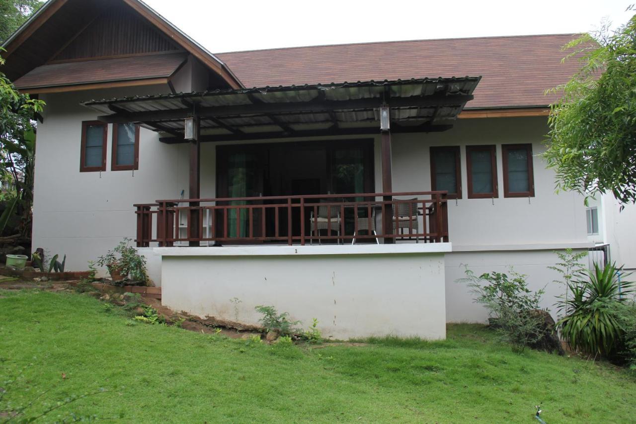 บ้านธานี Choeng Mon Exterior photo