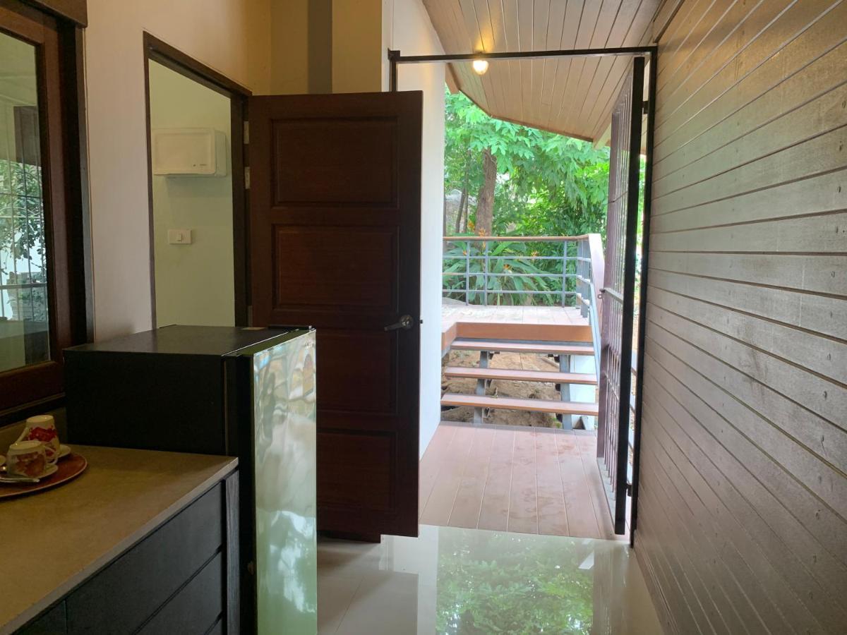 บ้านธานี Choeng Mon Exterior photo