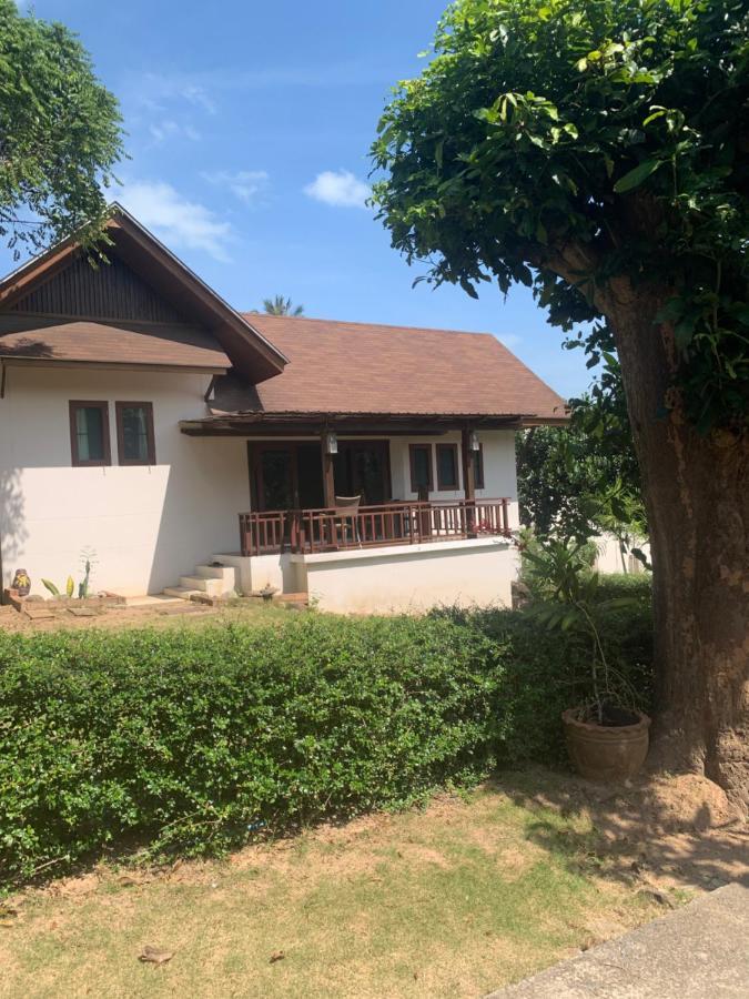 บ้านธานี Choeng Mon Exterior photo